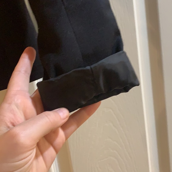 <<bundle 3 for $20>> HM brand blazer - Picture 3 of 3